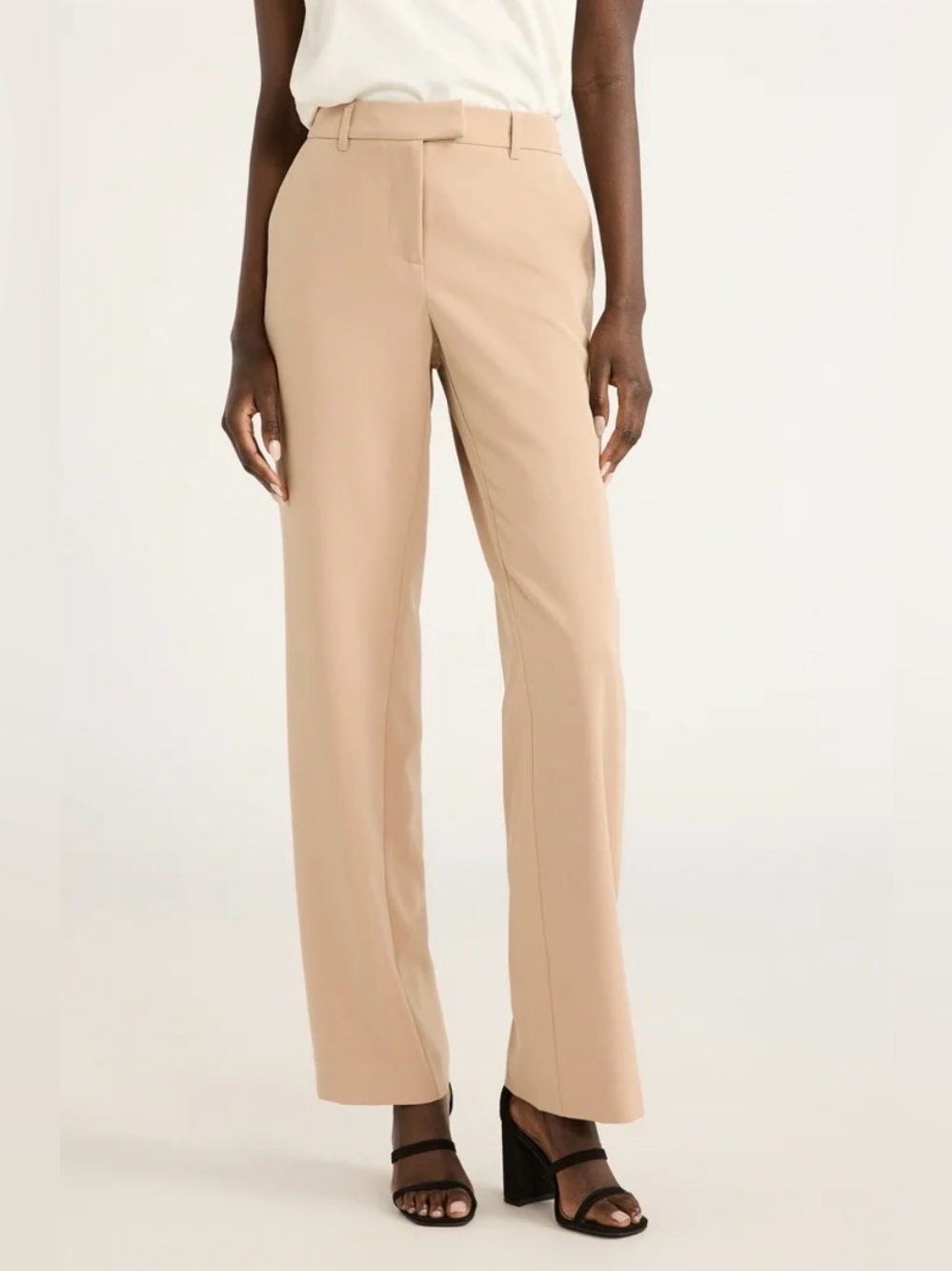 Scoop Tan Stovepipe Crepe Pant. NWT size 16
